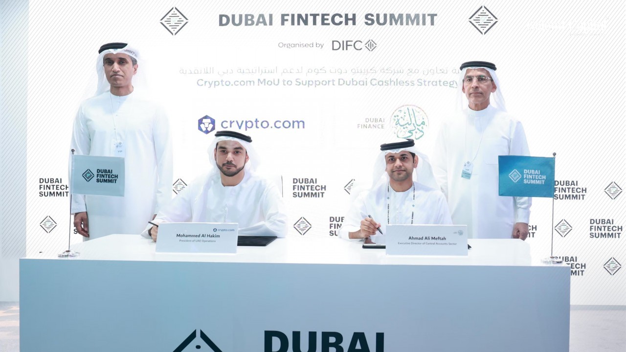 ДУБАЙД ТӨРИЙН ҮЙЛЧИЛГЭЭНИЙ ТӨЛБӨРИЙГ CRYPTO.COM-ООР ХИЙНЭ