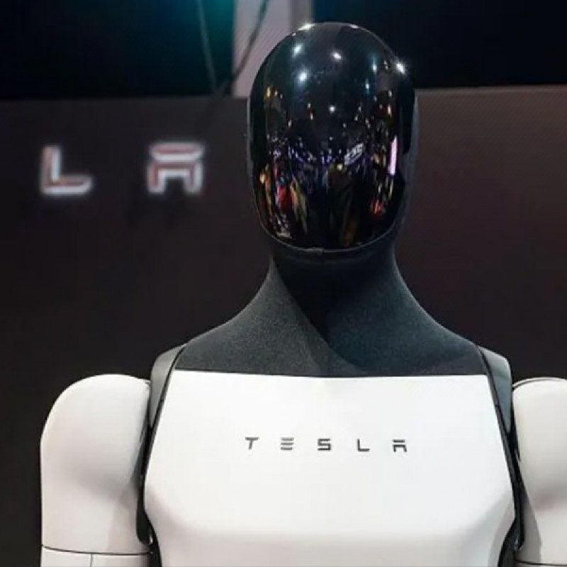 Tesla тайлангаа танилцуулж, AI-руу чиглэсэн зардлаа огцом нэмэгдүүлэхээ зарлалаа