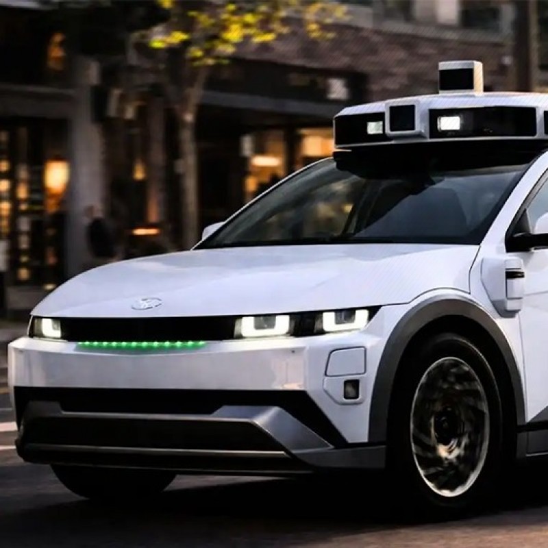 Nvidia компани 2027 оноос эхлэн робот такси үйлчилгээний зах зээл рүү нэвтэрнэ.