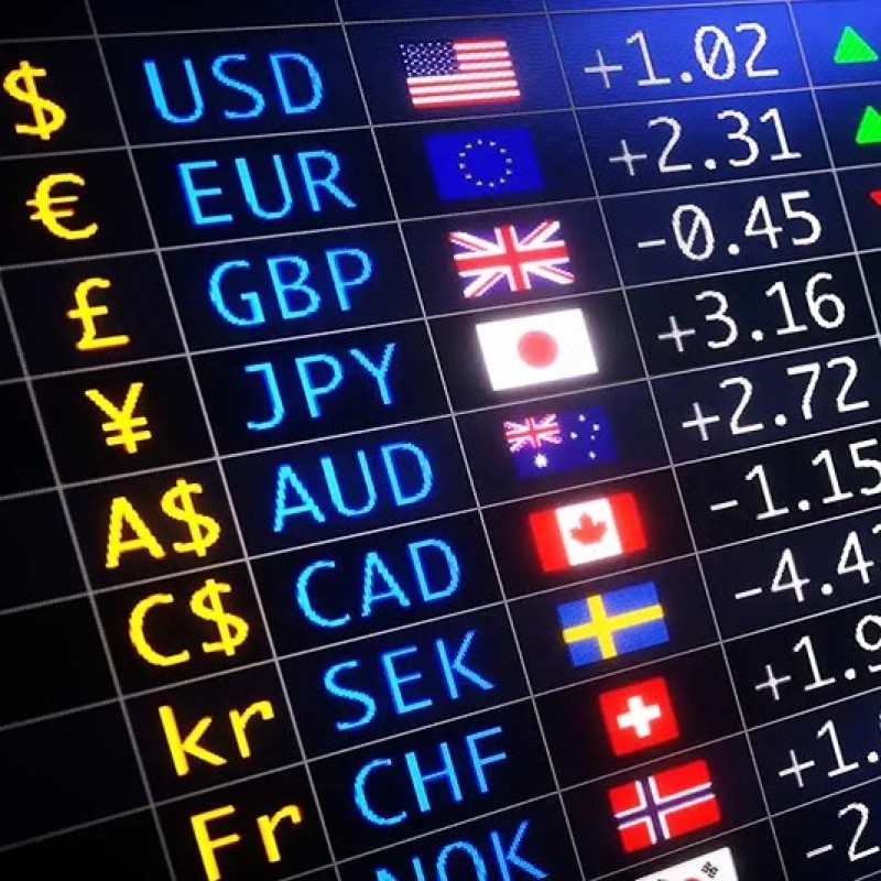 Хадгаламж нэмэгдэж байгаа ч валютын ханшийн дарамт үргэлжилсээр